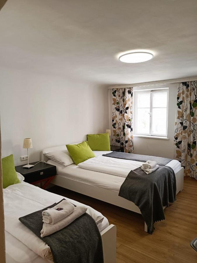 Cityhotel Junger Fuchs Salisburgo Esterno foto